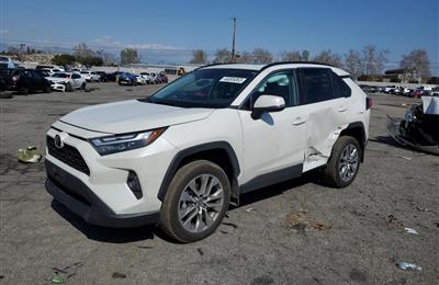 2022 Toyota Rav4 XLE Premium