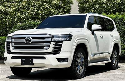 Toyota 2022 Land Cruiser  whatsapp... +1(438)255-3341