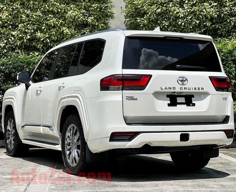 Toyota 2022 Land Cruiser  whatsapp... +1(438)255-3341