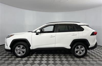 2022 Toyota RAV4 XLE AWD....whatsapp... +1 438-255-3341