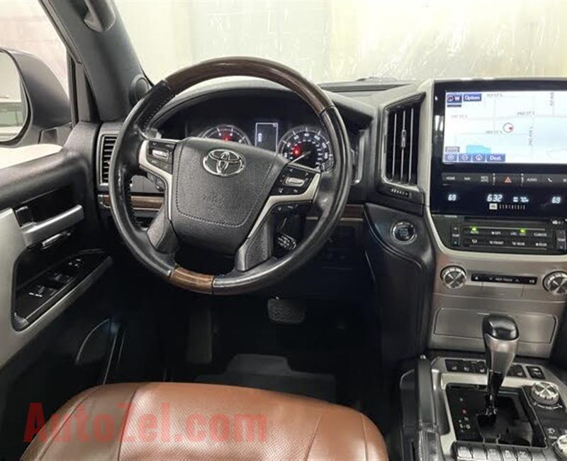 2019 Toyota Land Cruiser AWD... whatsapp... +1 438-255-3341