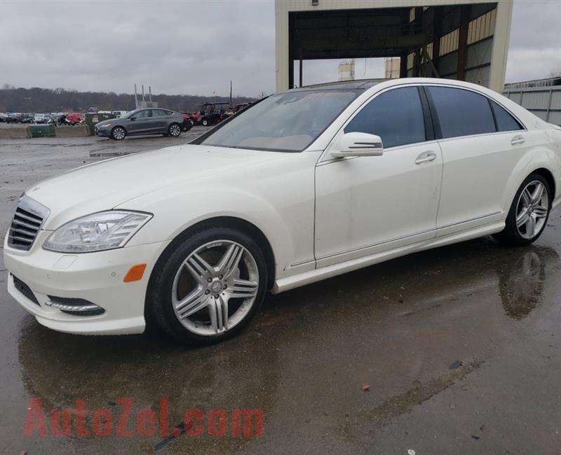 2013 Mercedes-Benz S 550 4mat 4.6L ..........contact me on whatsaspp 0557266210