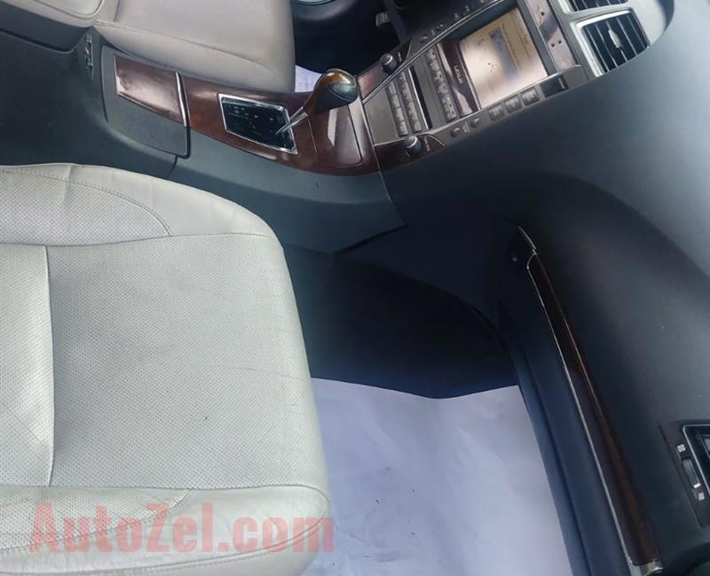 Lexus ES350 2011