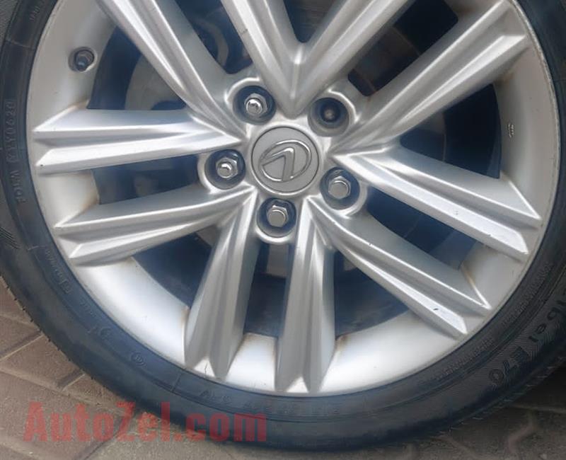 Lexus ES350 2011