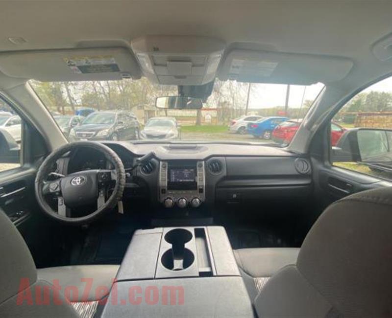 2019 Toyota Tundra, Double Cab SrSr5.........contact me on whatsaspp 0557266210