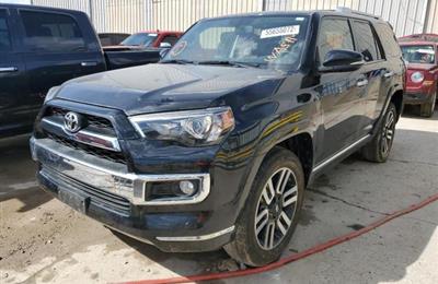 2015 Toyota 4runner, SR5.......contact me on whatsaspp...