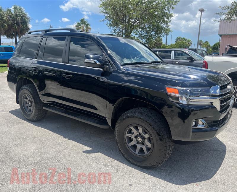 2021 Toyota Land Cruiser