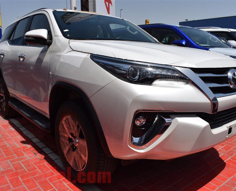 BRAND NEW- TOYOTA FORTUNER SR5