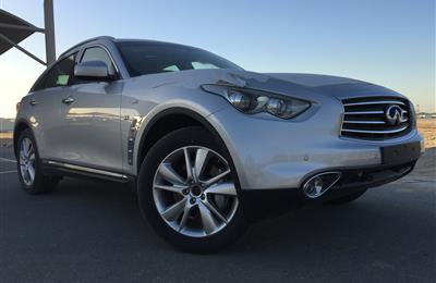 Infiniti Qx70 2016 Gcc brand new 