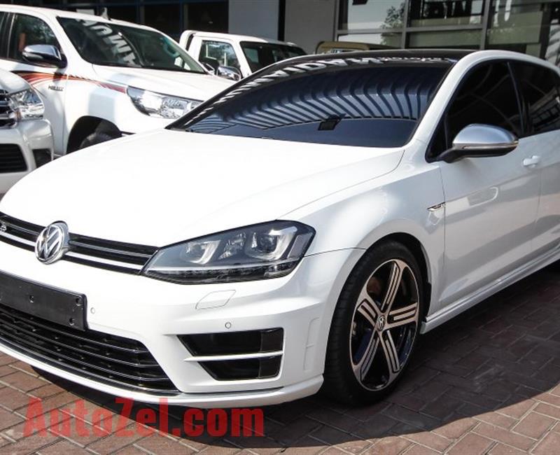 VOLKSWAGEN GOLF R