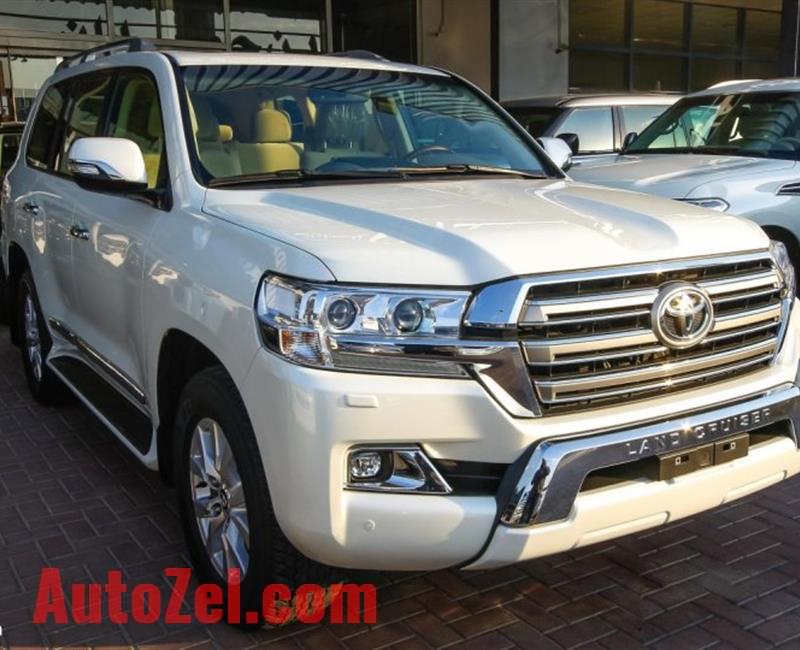 2014 TOYOTA LAND CRUISER GXR V8