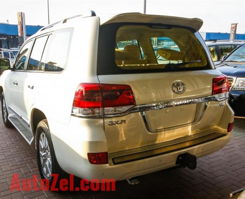 2014 TOYOTA LAND CRUISER GXR V8